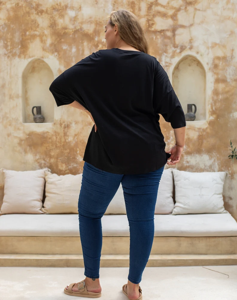 Classic Cotton Oversized Tee - Black - Image 7