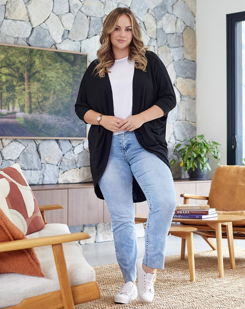 Festival Shrug -Black - Image 3
