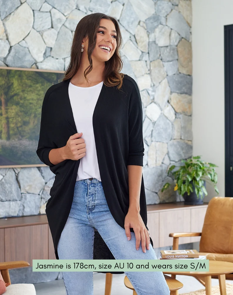 Festival Shrug -Black - Image 4