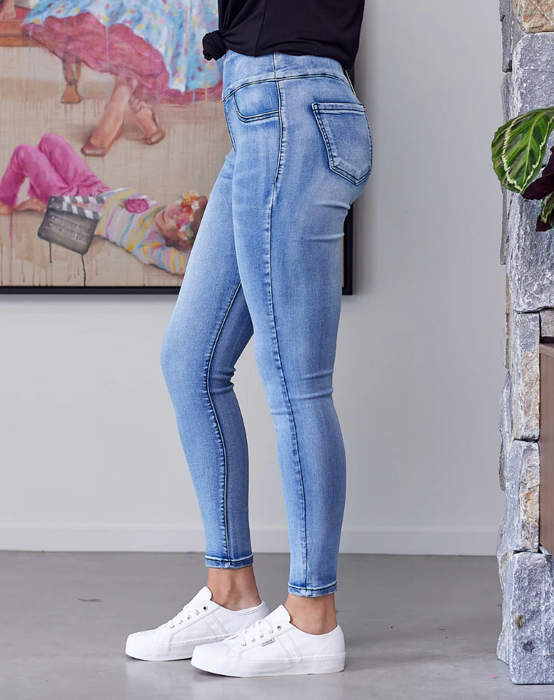 Pull On Jeans -Distressed - Image 4