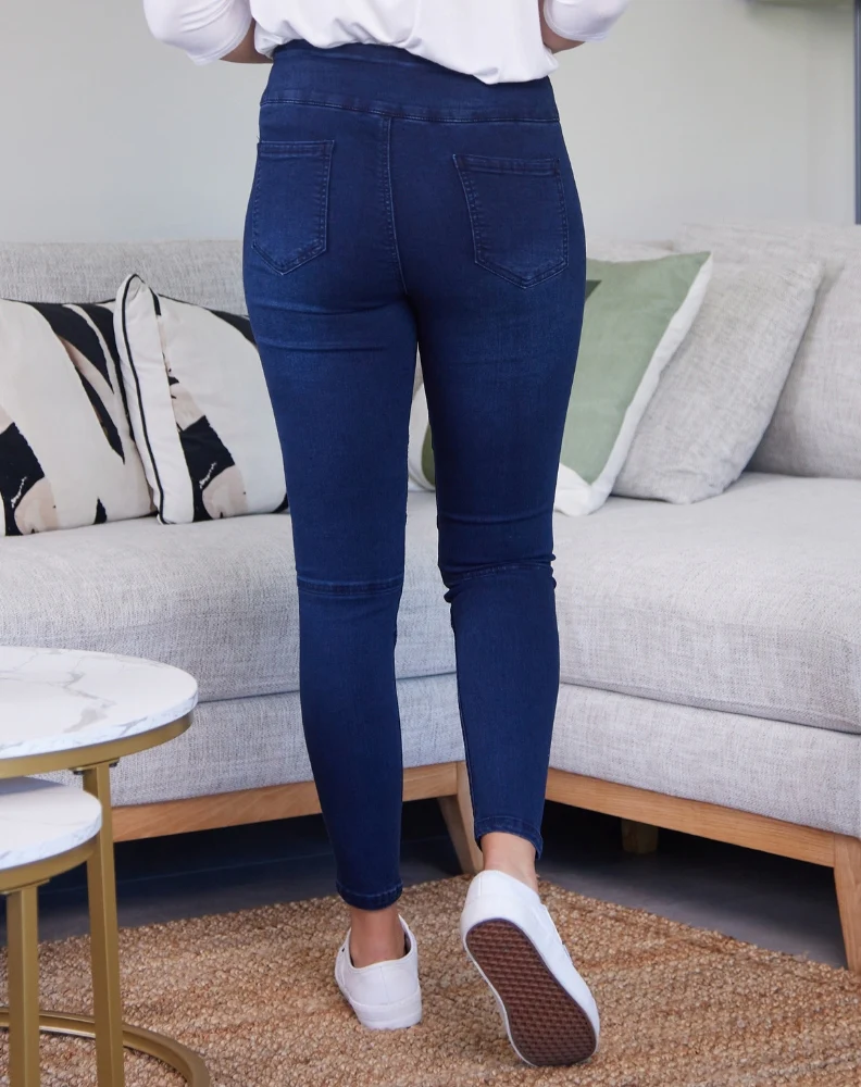 Ribbed Dark Jean - Image 7