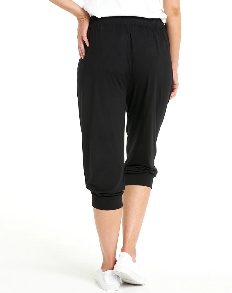 Tokyo 3/4 Pant -Black - Image 5