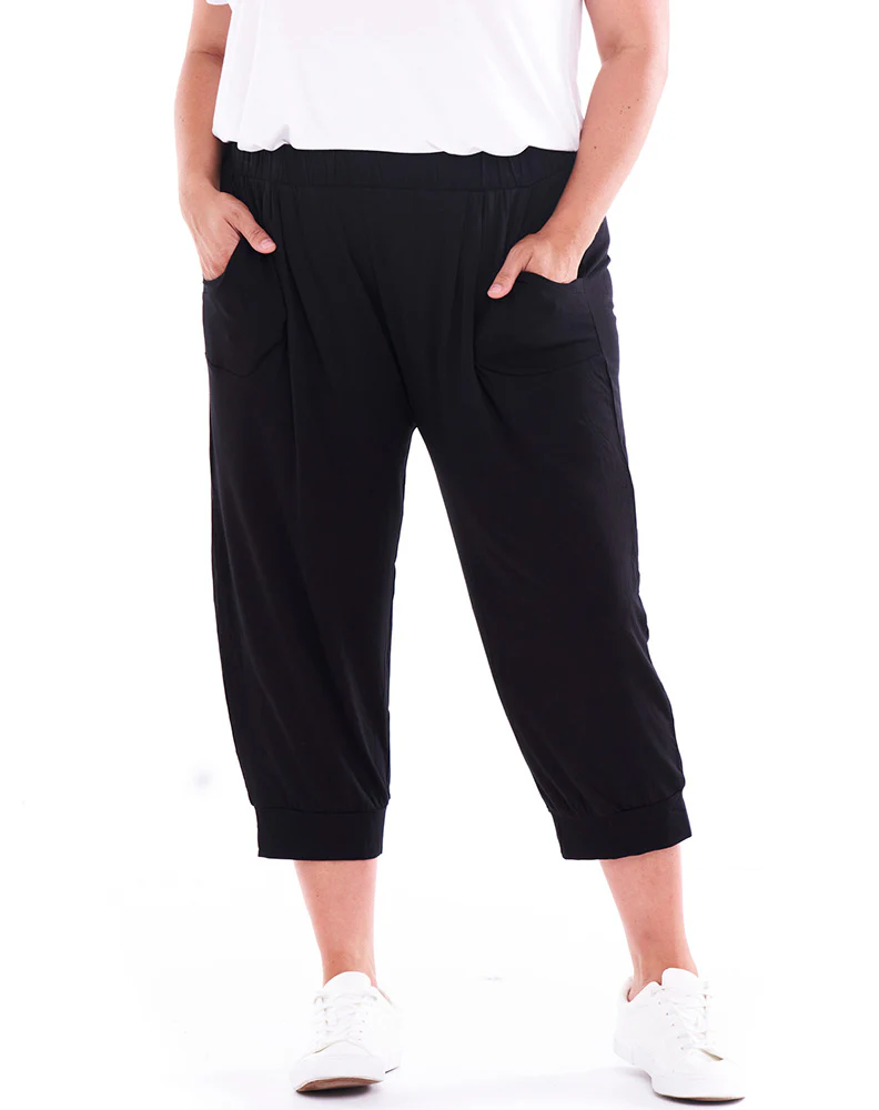 Tokyo 3/4 Pant -Black - Image 7